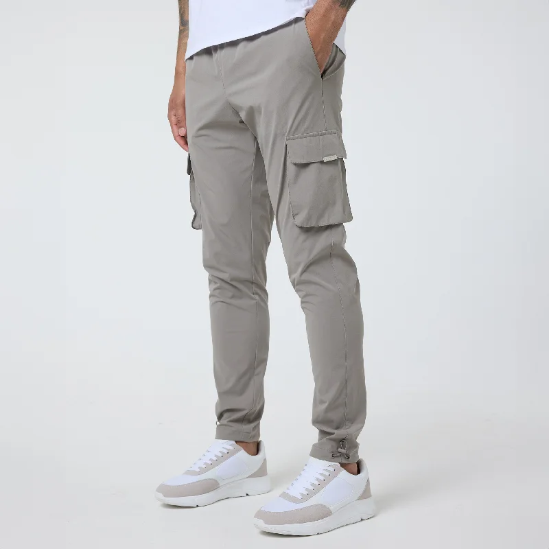 Slim-fit Trousers Stretch Tech Cargo Pant | Sand