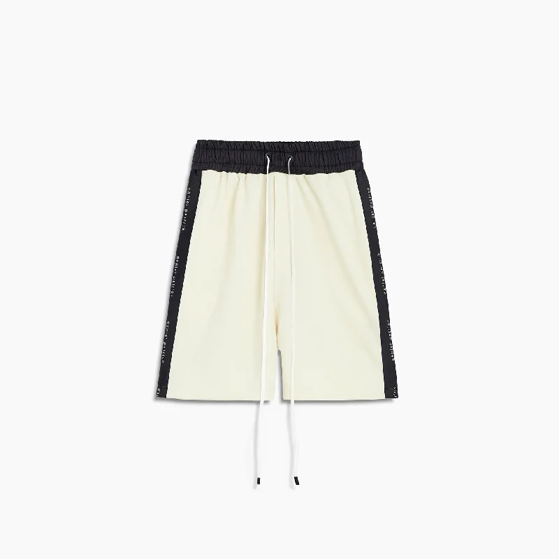 Lounge Wear classic gym short / ivory + black