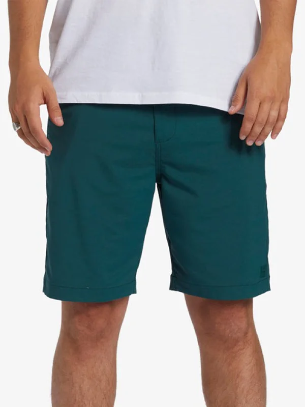 Classic Casual Surftrek Journey Shorts