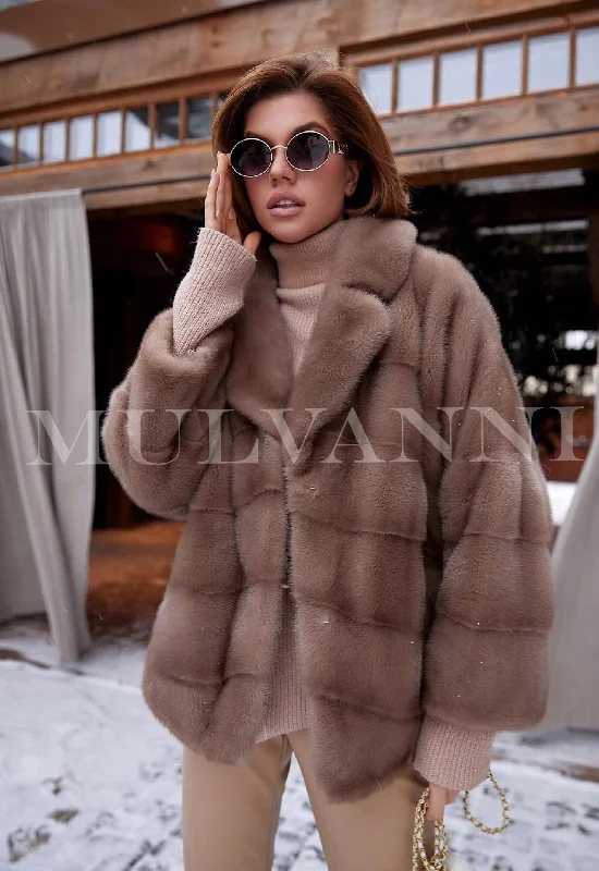 Urban Apparel 𝐋𝐈𝐌𝐈𝐓𝐄𝐃 𝐄𝐃𝐈𝐓𝐈𝐎𝐍 CONSTANCE Mink Coat