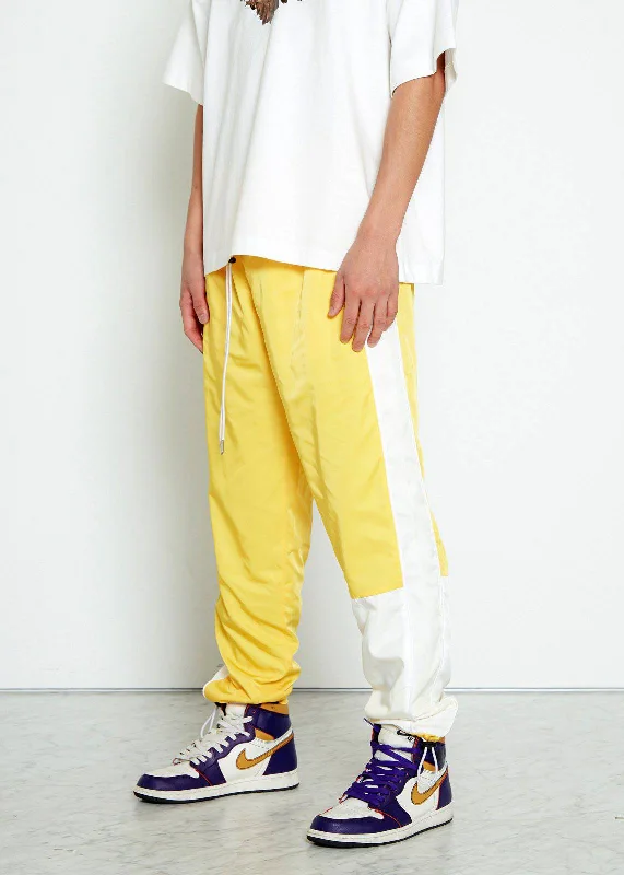 Relaxed Looks Blank State Men's 3 Stopper Swishy Pants in Yellow